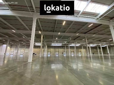 Pronájem skladového prostoru 11400 m²