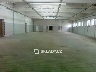 Pronájem skladového prostoru 500 m²