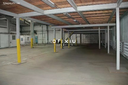 Pronájem skladového prostoru 820 m²
