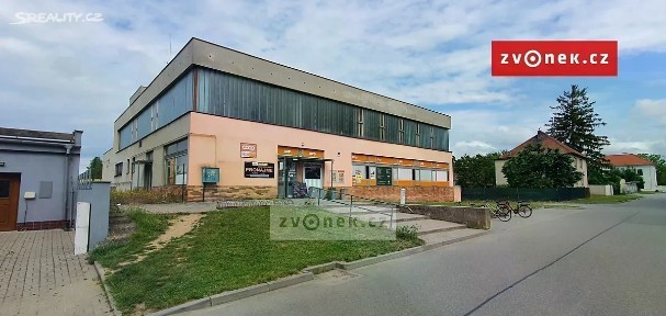 Pronájem obchodního prostoru 65 m²