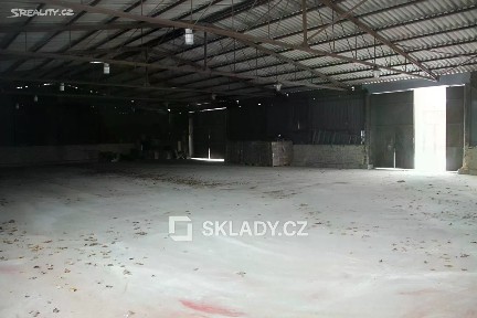 Pronájem skladového prostoru 580 m²