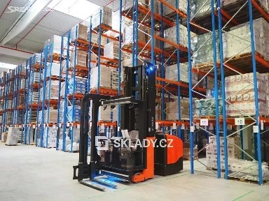 Pronájem skladového prostoru 8000 m²