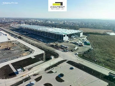 Pronájem skladového prostoru 7450 m²