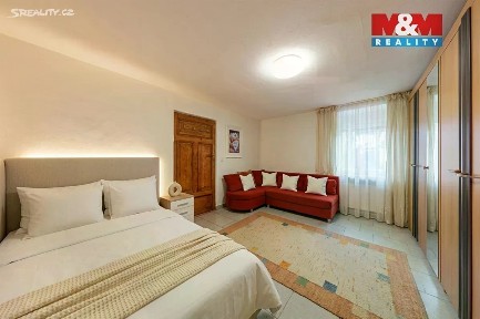 Prodej bytu 1+1 53 m² Chebská, Karlovy Vary - Dvory