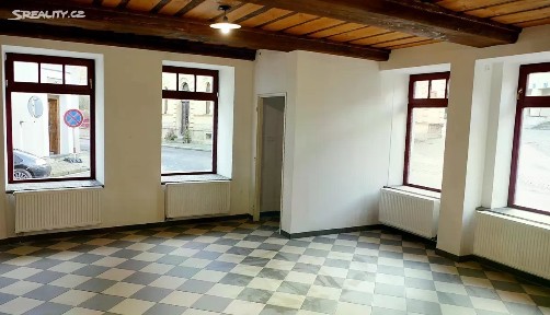 Nová Paka, Jičín, Kafkova