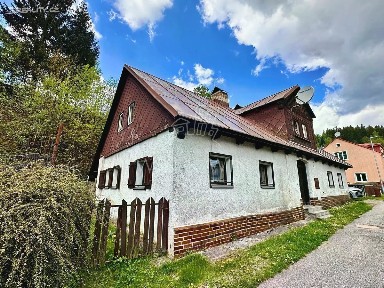 Svoboda nad Úpou, Trutnov, Spojovací