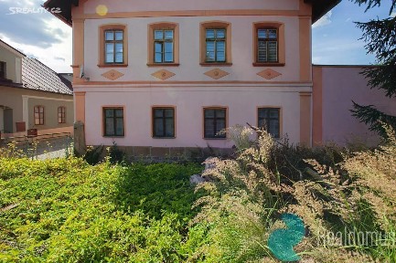 Prodej vícegeneračního domu 230 m², pozemek 1005 m²