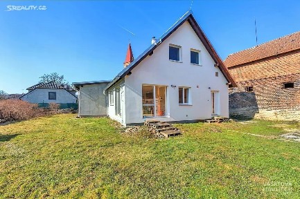 Prodej rodinného domu 204 m², pozemek 3464 m²