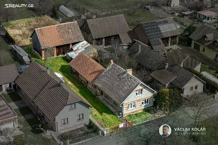 Ostroměř, Jičín, Domoslavice