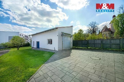 Prodej rodinného domu 245 m², pozemek 778 m²