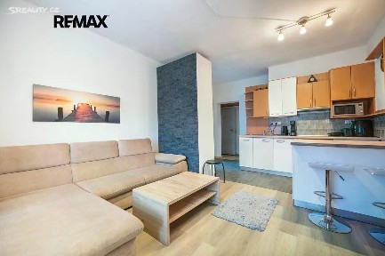 Prodej rodinného domu 259 m², pozemek 812 m²