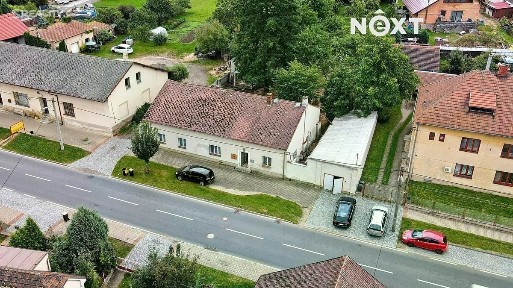 Prodej rodinného domu 351 m², pozemek 991 m² Dobřenice