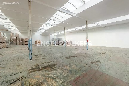 Pronájem skladového prostoru 499 m²