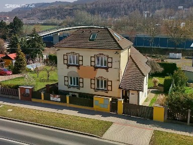 Prodej komerční nemovitosti 250 m²