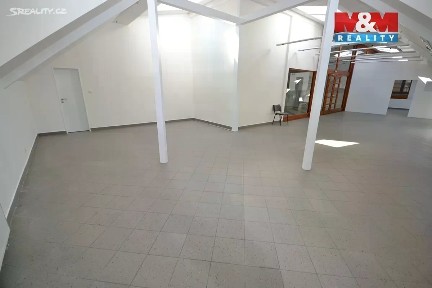 Pronájem obchodního prostoru 134 m² Poštovní, Jablonec nad Nisou
