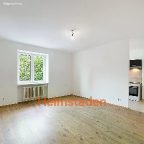 Pronájem bytu 1+kk 38 m² Hlavní třída, Havířov - Město