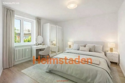Pronájem bytu 2+1 57 m² Stavbařská, Havířov - Město