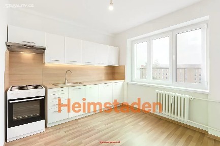 Pronájem bytu 2+1 57 m² tř. Osvobození, Karviná - Nové Město