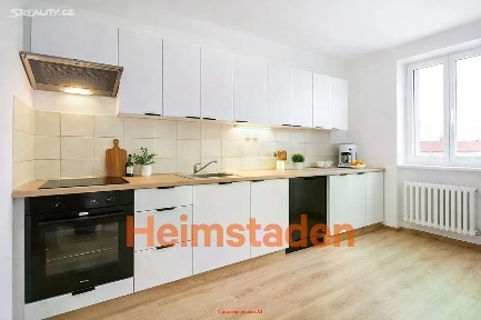 Pronájem bytu 2+1 47 m² Zelená, Ostrava - Moravská Ostrava