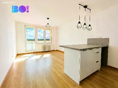 Pronájem bytu 1+kk 27 m² Výškovická, Ostrava - Výškovice