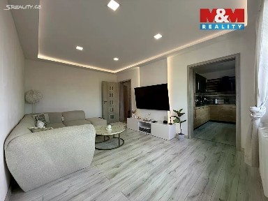 Pronájem bytu 2+1 55 m² tř. Těreškovové, Karviná - Mizerov