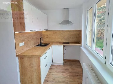 Pronájem bytu 1+1 31 m² Jičínská, Ostrava - Výškovice