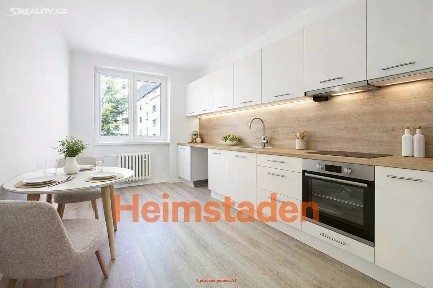 Pronájem bytu 2+1 57 m² Komenského, Ostrava - Poruba