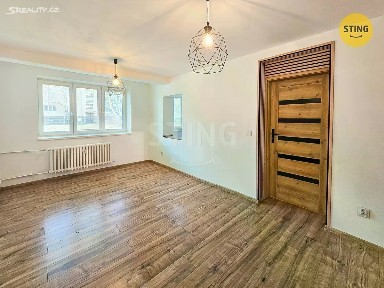 Pronájem bytu 1+1 36 m² Školská, Karviná - Ráj