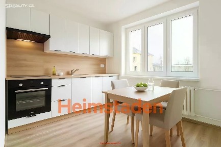 Pronájem bytu 2+1 56 m² Závodní, Karviná - Nové Město