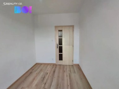 Pronájem bytu 2+kk 24 m² náměstí ČSA, Český Těšín