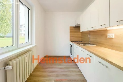 Pronájem bytu 2+1 55 m² Bělská, Paskov