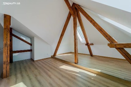 Pronájem bytu 2+kk 58 m² Ruská, Ostrava