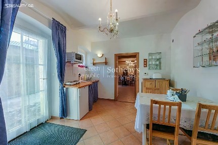Pronájem rodinného domu 98 m², pozemek 1 m² náměstí Míru, Slavonice