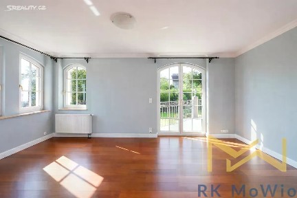 Pronájem vily 600 m², pozemek 1450 m² Spojová, Praha - Nebušice