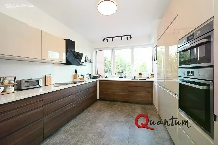 Pronájem rodinného domu 185 m², pozemek 229 m² Pučova, Praha - Jinonice