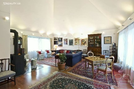 Pronájem rodinného domu 417 m², pozemek 1100 m² Ke hrádku, Praha - Kunratice
