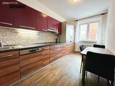 Prodej bytu 3+1 83 m² Masarykovo nám., Hodonín