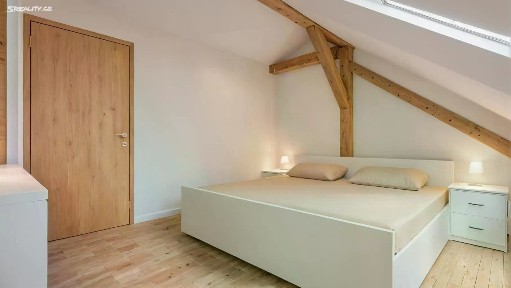 Prodej bytu 4+kk 102 m² Komenského, Hodonín