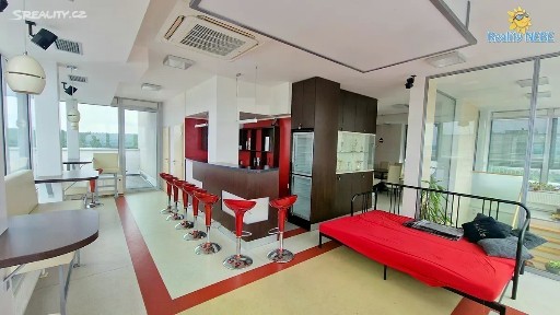 Prodej bytu 4+kk 446 m² Majdalenky, Brno - Lesná