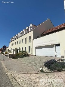Růžová, Valtice