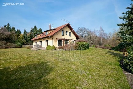 Kamenice, Praha-východ, Nová Hospoda, Na Stráni