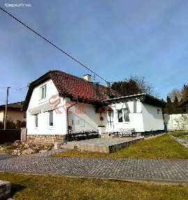 Prodej rodinného domu 178 m², pozemek 1239 m²