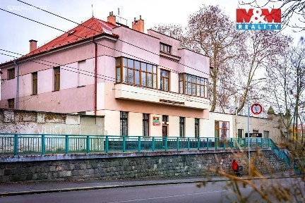 Prodej obchodního prostoru 2102 m² Jana Palacha, Pardubice - Zelené Předměstí