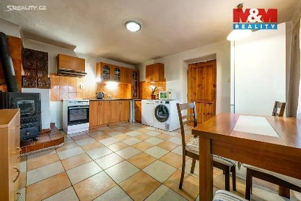 Prodej rodinného domu 88 m², pozemek 442 m²