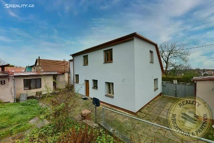 Prodej rodinného domu 175 m², pozemek 1969 m²