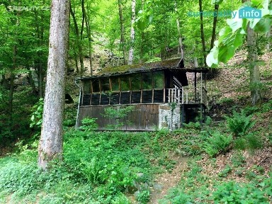 Prodej chaty 32 m², pozemek 32 m² Senohraby