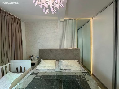 Prodej bytu 2+kk 68 m² Praha - Kyje