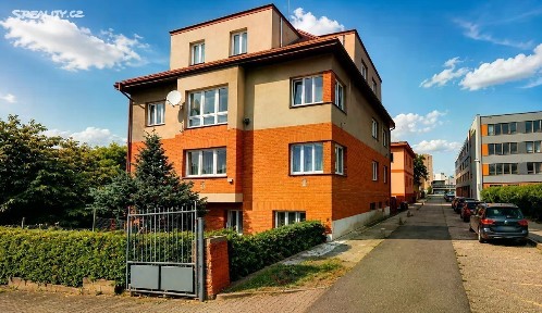 Prodej bytu 4+1 123 m² Drahoňovského, Hradec Králové - Pražské Předměstí