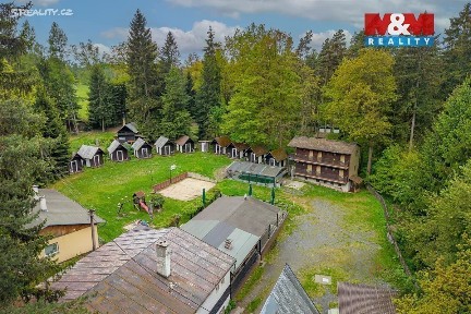 Pronájem komerční nemovitosti 795 m²