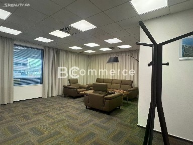 Pronájem kanceláře 240 m² Holandská, Brno - Štýřice